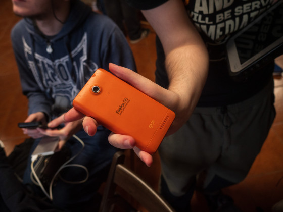 @pavel@social.kernel.org a jeho FirefoxOS telefón