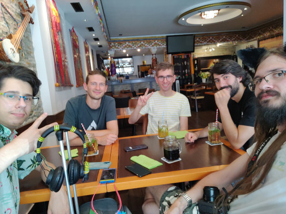 Leandro, Luca Weiss, David, Pablo a ja v takej malinkej reštike v Siegburgu