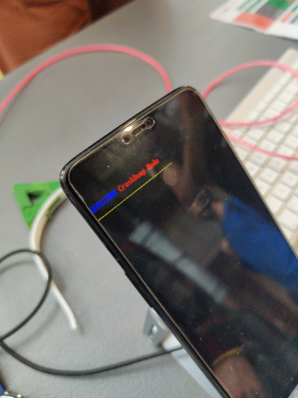 OnePlus 6 v crashdumpe, klasika