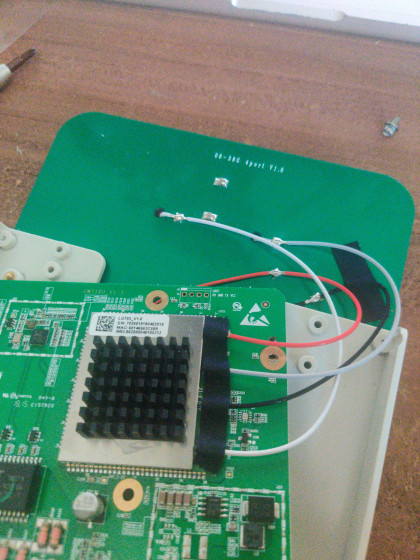 Zapojenie antén + nákuk na desku