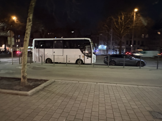 comically short Bus... car for scale